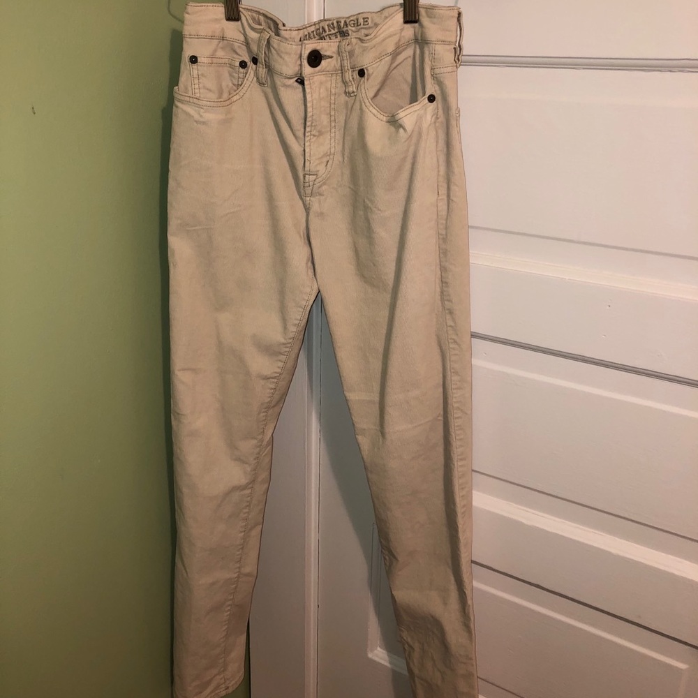 American Eagle off-white corduroy pants